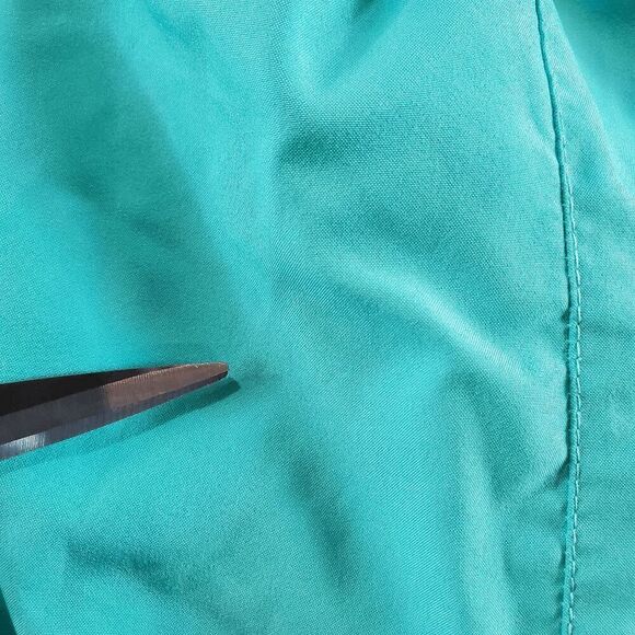 Nike Shorts Womens Small Green Running Mesh Dri Fit Casual Elastic Waist Pleated - Picture 4 of 12